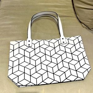 Patricia Luca Geometric White Pocketbook